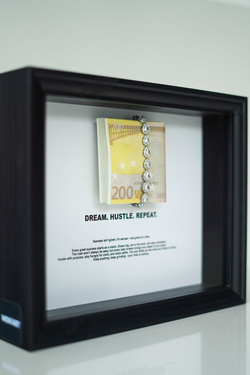 HUSTLE FRAME (EXCLUSIVE)