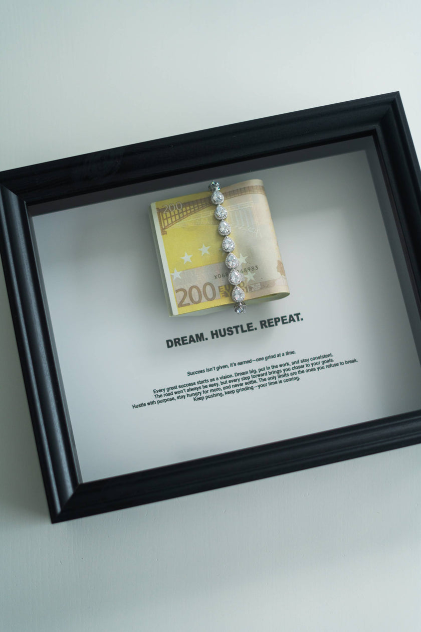 HUSTLE FRAME (EXCLUSIVE)