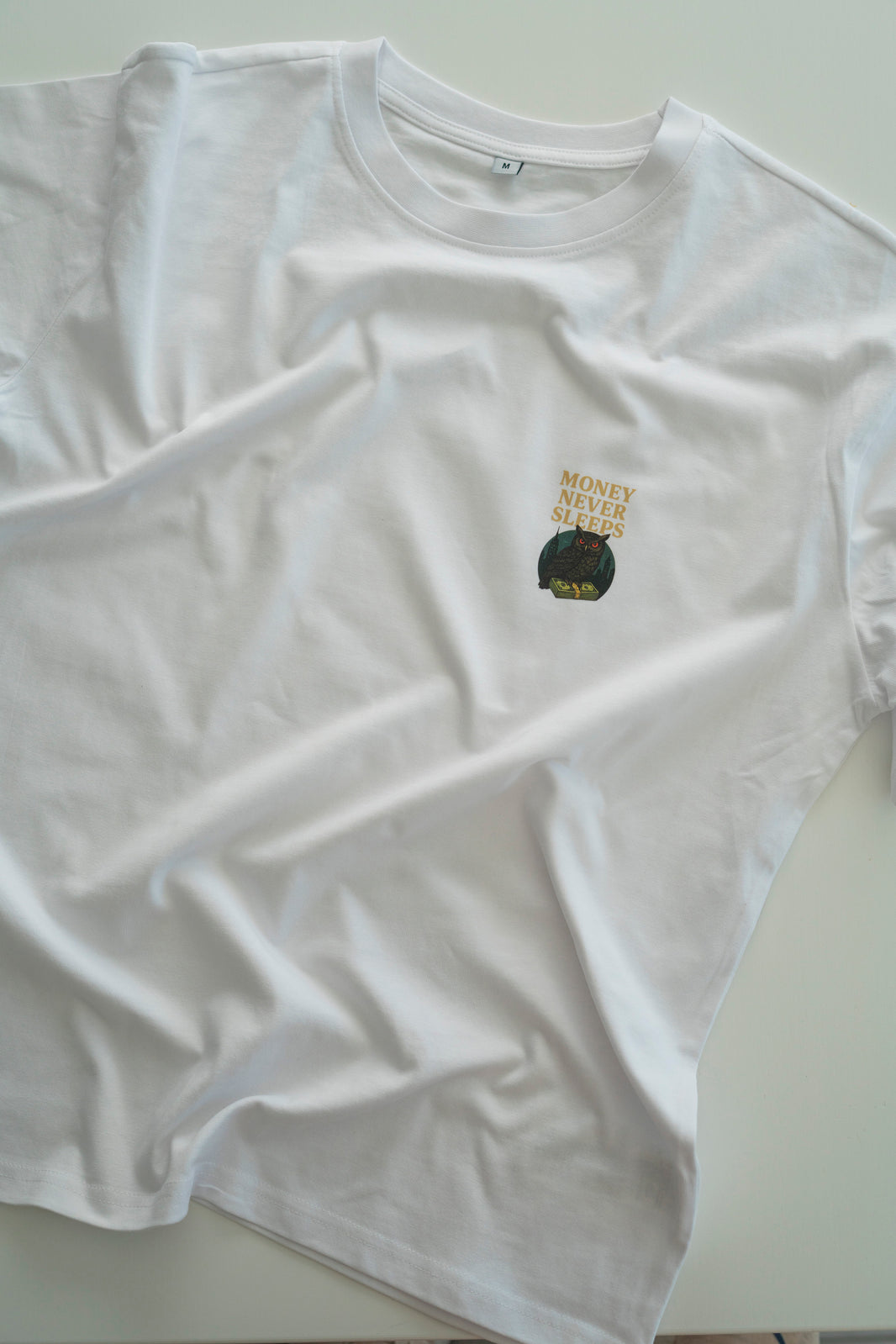 MONEY NEVER SLEEPS T-SHIRT WHITE