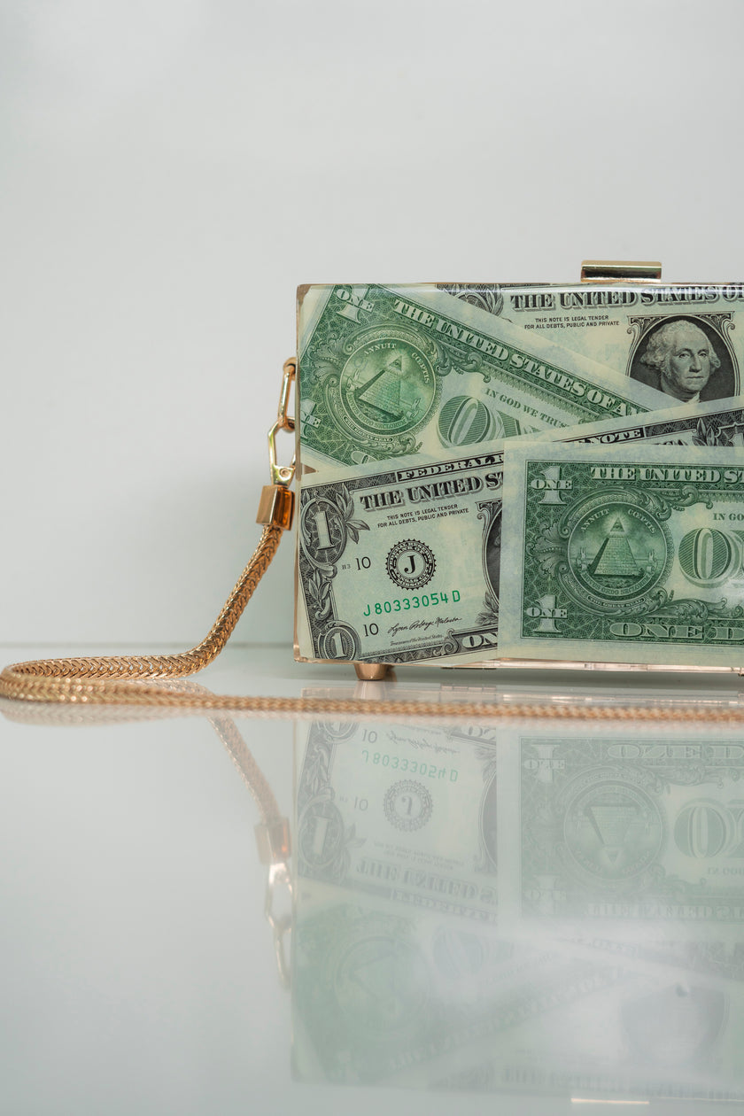 THE DOLLAR CLUTCH