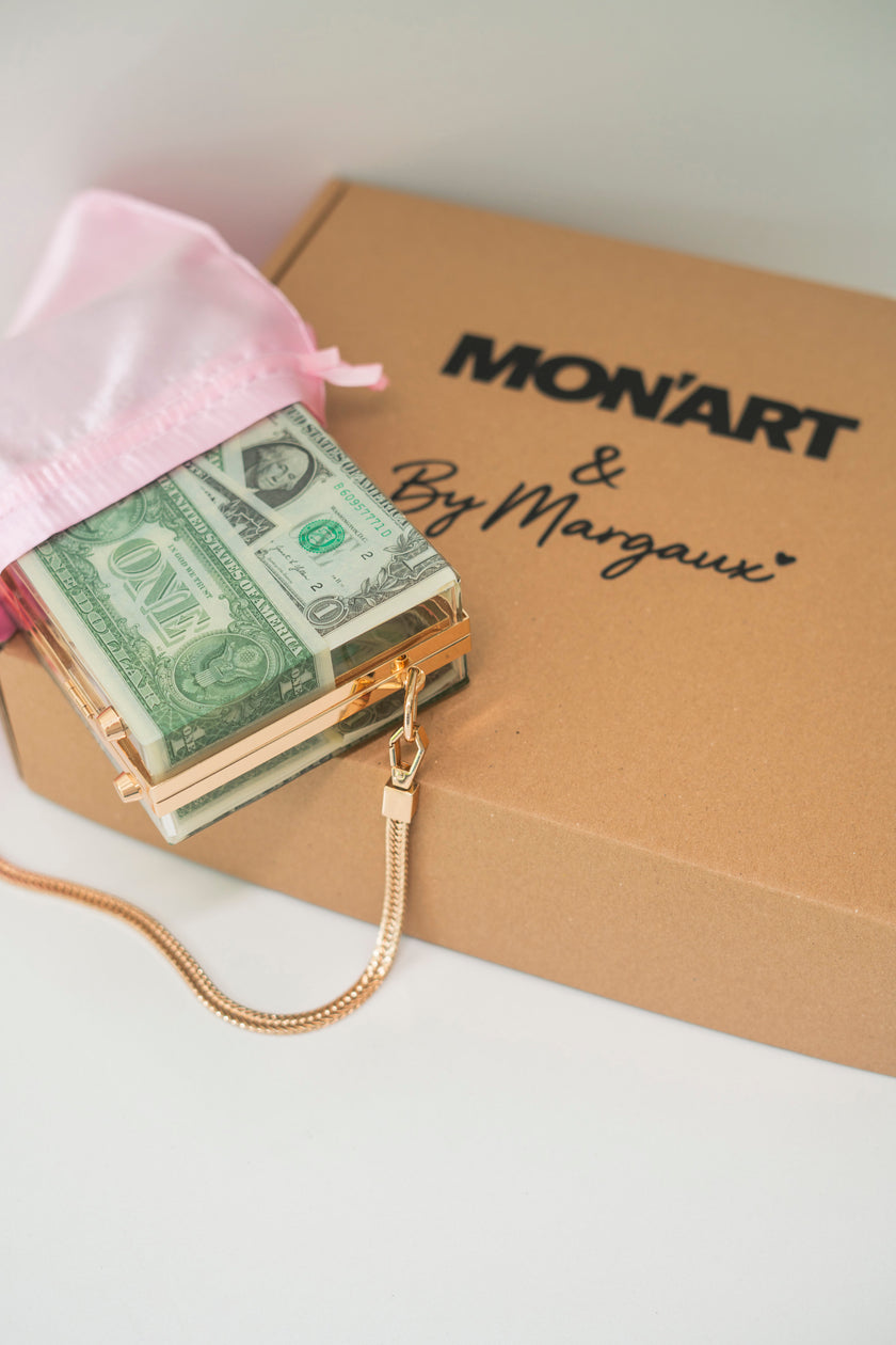 THE DOLLAR CLUTCH