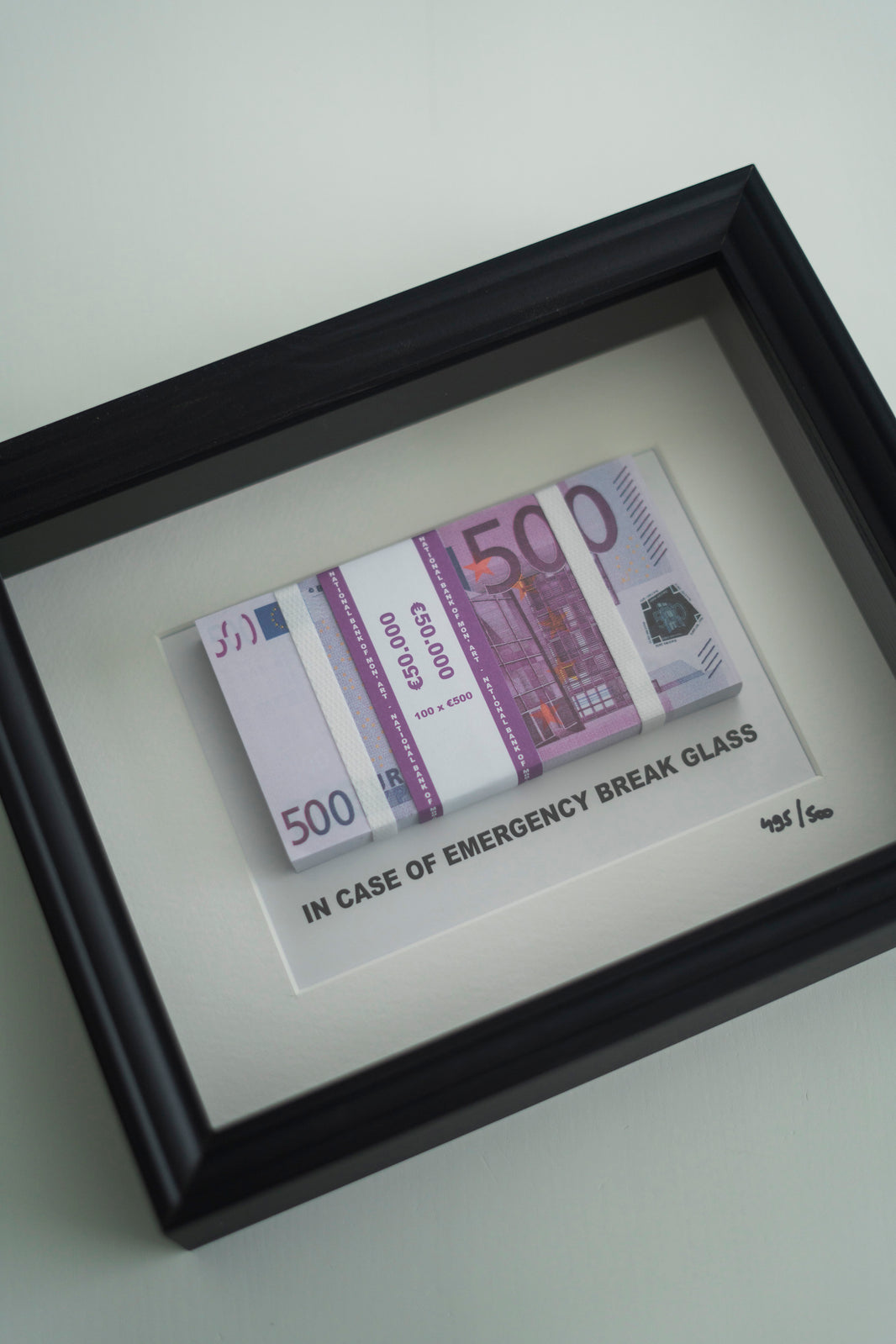 EMERGENCY €500 FRAME SERIES 4