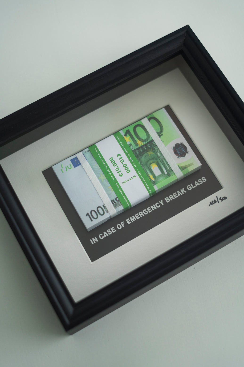 EMERGENCY €100 FRAME SERIES 2