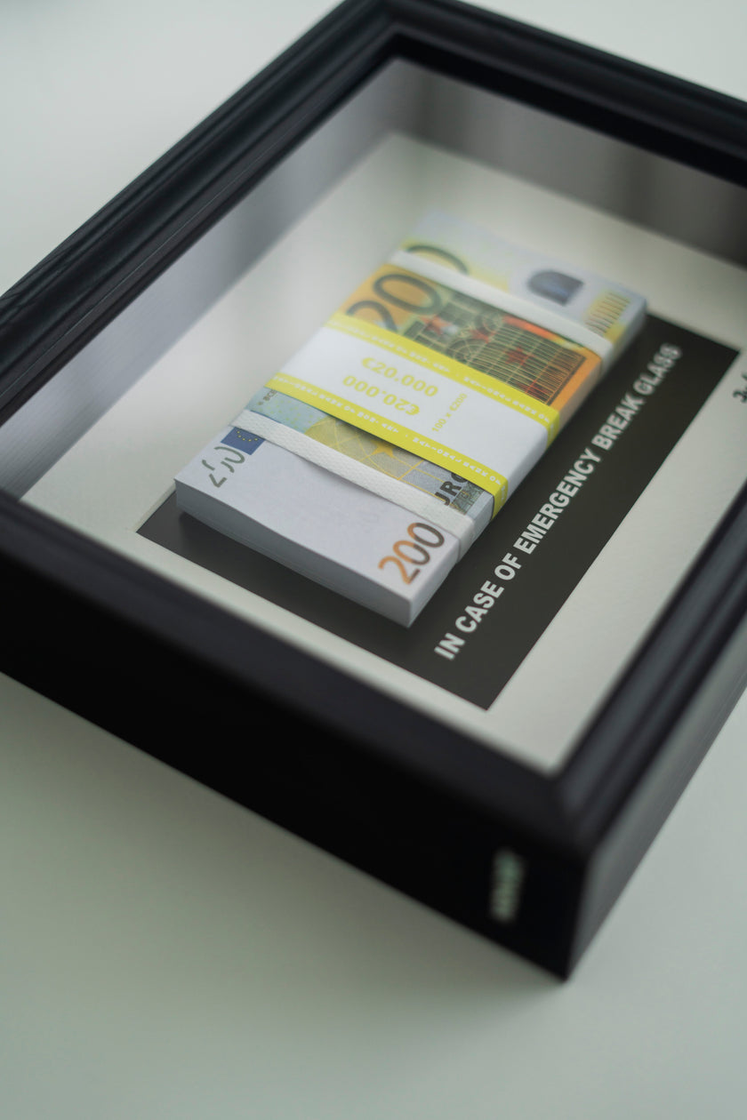 EMERGENCY €200 FRAME SERIES 2