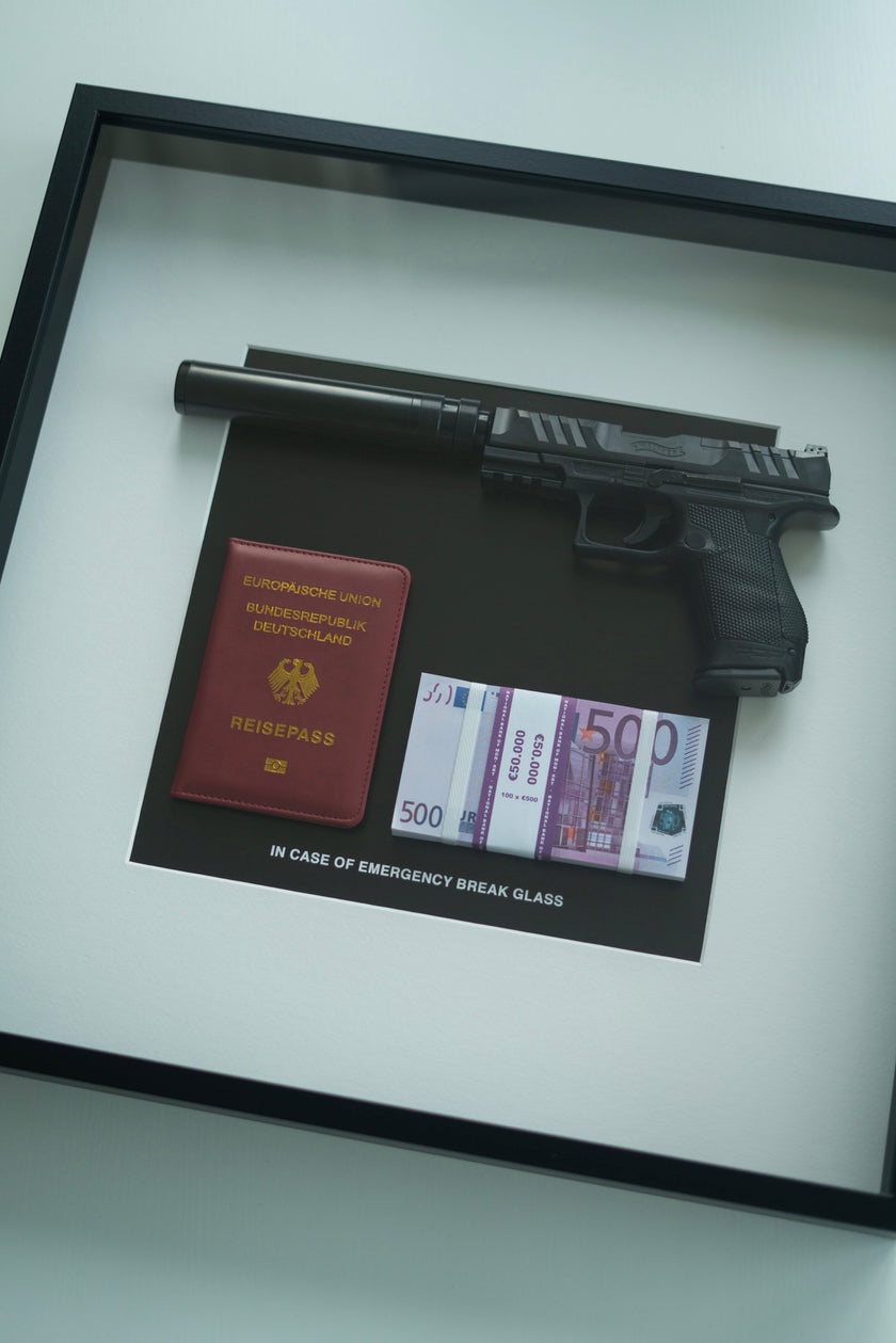 CASH & CARRY BIG FRAME