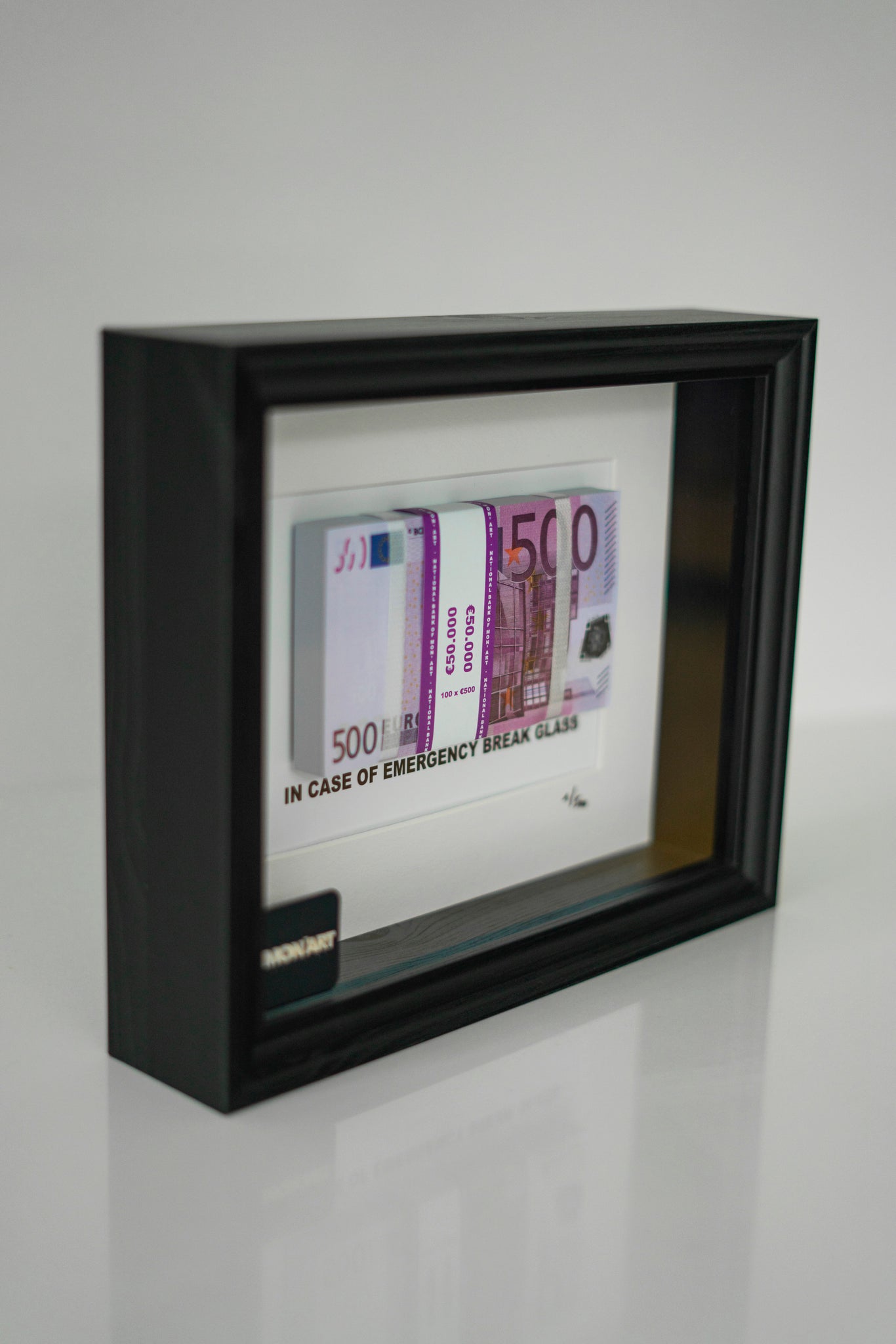 EMERGENCY €500 FRAME SERIES 4